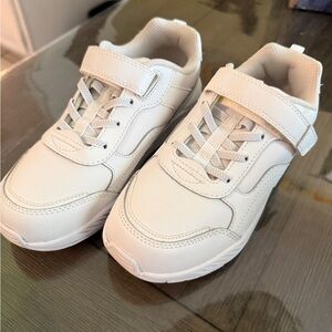 Stride Rite 2.5W M2P Brighton White Kids Sneakers